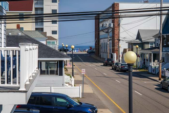 18 Highland Ave in Hampton, NH - Building Photo - Building Photo