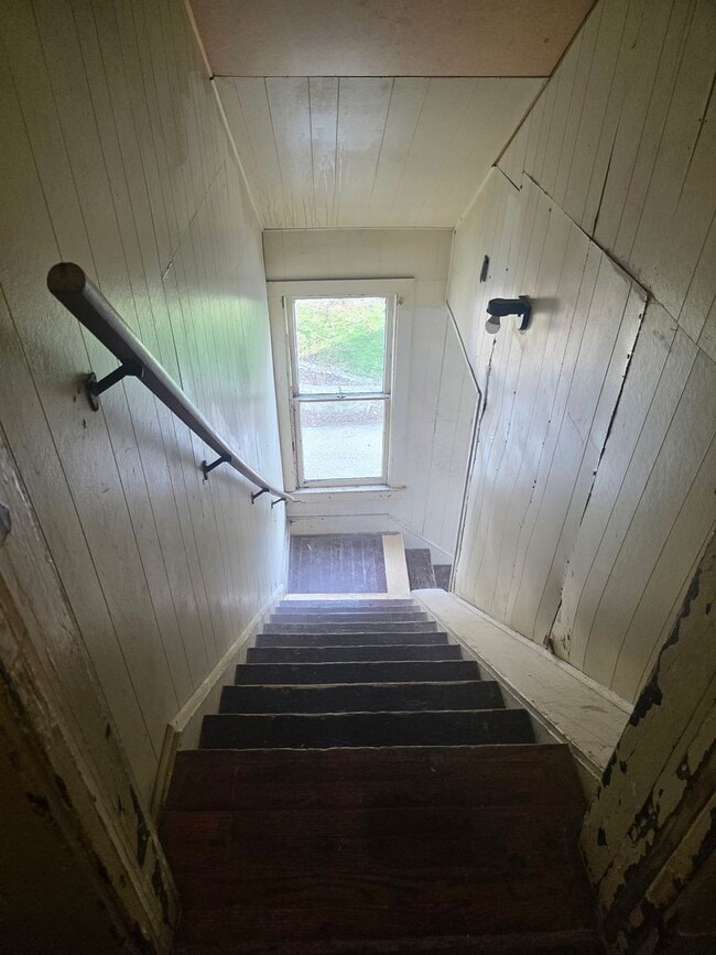 536 E Center St in Warsaw, IN - Building Photo - Building Photo