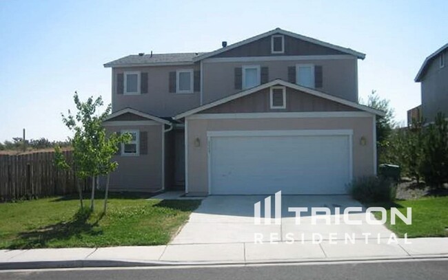 8640 Bagpipe Cir in Reno, NV - Building Photo - Building Photo