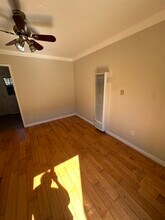 904 N Normandie Ave, Unit 904 in Los Angeles, CA - Building Photo - Building Photo
