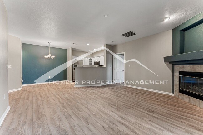 7459 S Alkire St in Littleton, CO - Building Photo - Building Photo