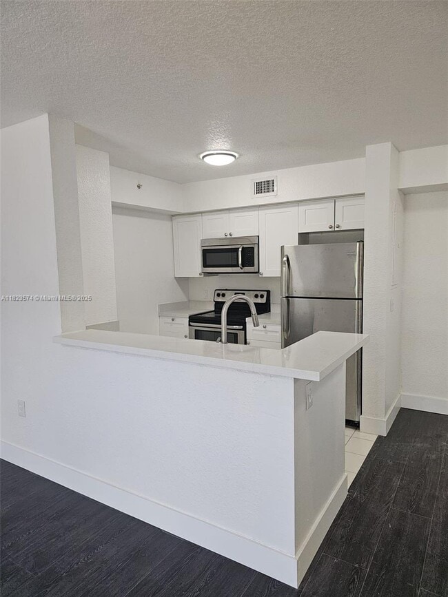 15410 SW 284th St in Homestead, FL - Building Photo - Building Photo