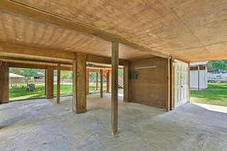 441 River St in Coldspring, TX - Building Photo - Building Photo
