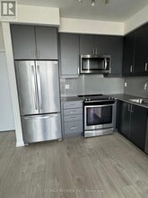 7895 Jane St in Vaughan, ON - Building Photo - Building Photo