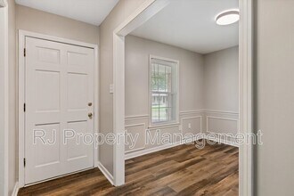 5773 Redbud Cove in Horn Lake, MS - Foto de edificio - Building Photo