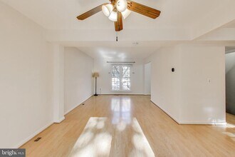 17505 Longview Ln in Olney, MD - Building Photo - Building Photo