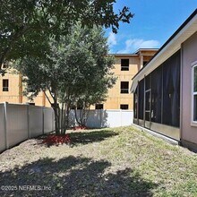 8306 Pepper Lake Ct in Jacksonville, FL - Building Photo - Building Photo