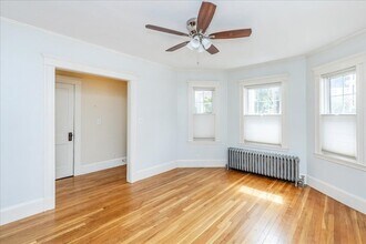 31 Iona St in Boston, MA - Building Photo - Building Photo