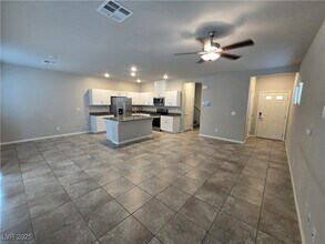 7448 Red Plumeria Ave in Las Vegas, NV - Building Photo - Building Photo