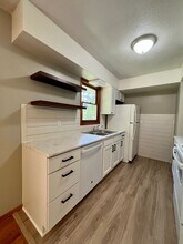 340 Hillcrest Ave in Bourbon, MO - Building Photo - Building Photo