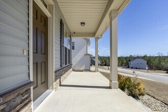 223 Samuel Nicholas Dr in Cameron, NC - Building Photo - Building Photo