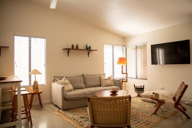 54145 Avenida Ramirez in La Quinta, CA - Building Photo - Building Photo