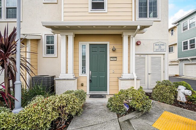 2502 Jetty Dr in Richmond, CA - Building Photo - Building Photo