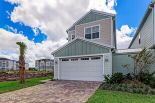 357 Rum Runner Wy in Saint Johns, FL - Building Photo