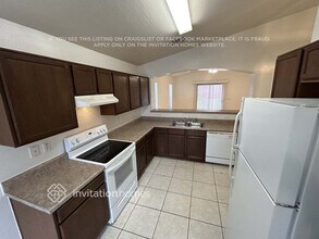 5903 S 32nd Ln in Phoenix, AZ - Building Photo - Building Photo