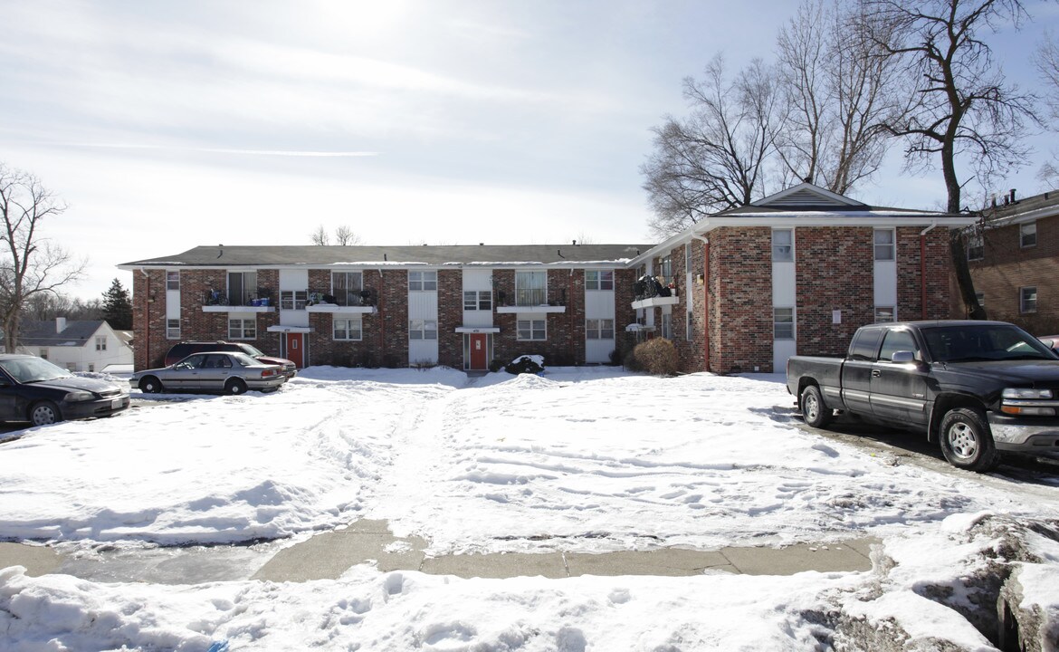 4719-4729 Erskine St in Omaha, NE - Foto de edificio
