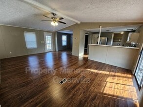 256 Oakvale Dr in Easley, SC - Building Photo - Building Photo