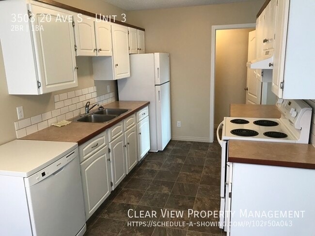 3503-3520 20 Ave S in Lethbridge, AB - Building Photo - Building Photo