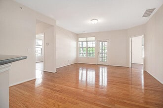 937 E Summerfield Glen Cir in Ann Arbor, MI - Building Photo - Building Photo