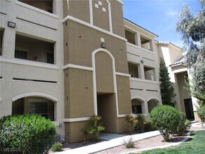 8777 W Maule Ave in Las Vegas, NV - Building Photo - Building Photo