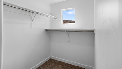 3303 E Elkhorn Ln in Washington, UT - Building Photo - Building Photo