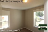 1814 W 17th St photo'