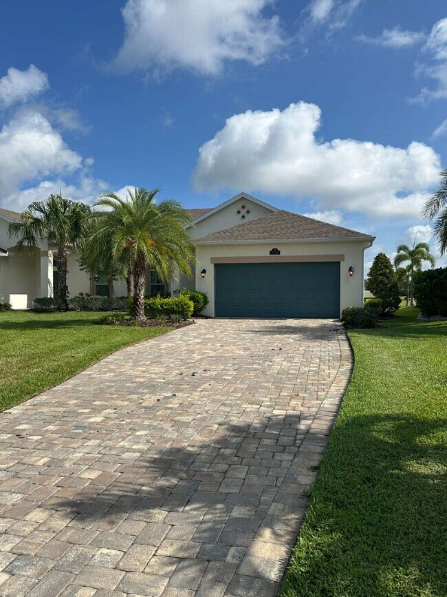 2738 Spur Dr in Melbourne, FL - Building Photo - Building Photo