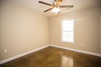 701 Tawn Dr in Jonesboro, AR - Foto de edificio - Building Photo