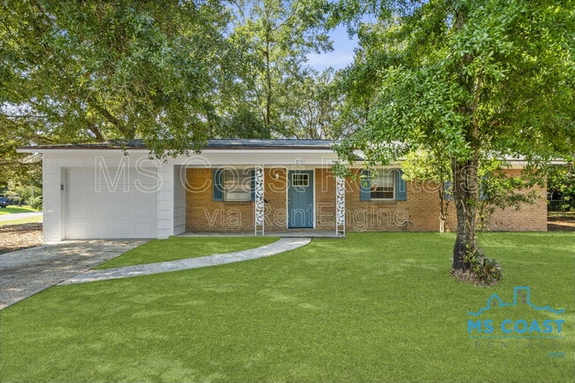 property at 2121 Alice Dr