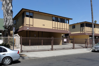 125 S Alexandria Ave in Los Angeles, CA - Building Photo - Primary Photo