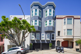 1255 Montgomery St in San Francisco, CA - Building Photo - Building Photo