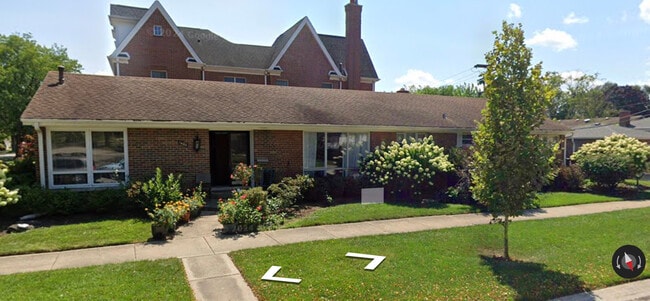 property at 1620 S Washington Ave