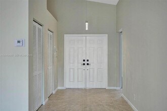 10219 NW 48th Manor in Coral Springs, FL - Building Photo - Building Photo