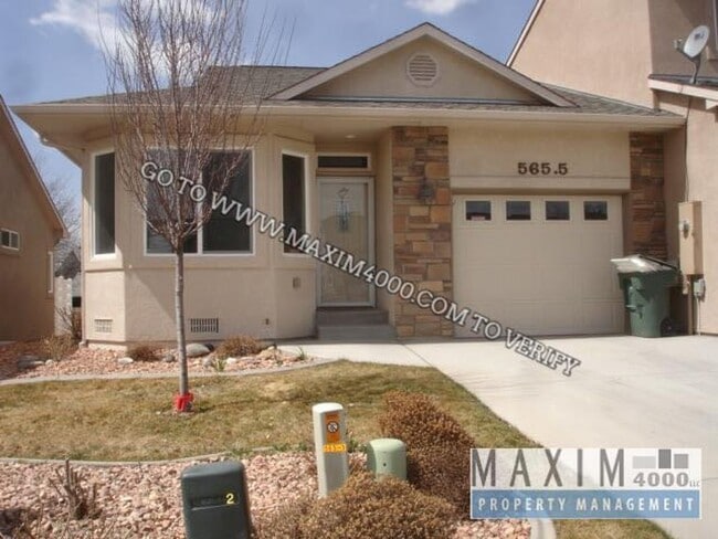 property at 565 1/2 Garden Grove Ct