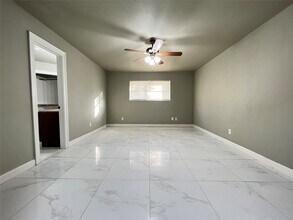 12865 Birch Ln in Beaumont, TX - Building Photo - Building Photo