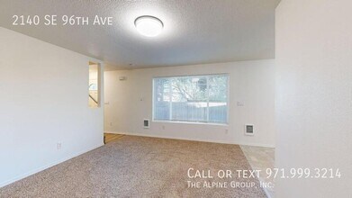 2140 SE 96th Ave in Portland, OR - Building Photo - Building Photo