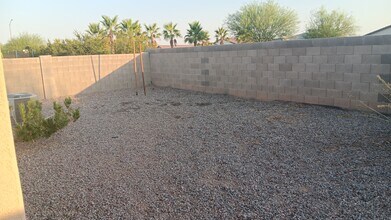 2084 E Velvet Pl in Casa Grande, AZ - Building Photo - Building Photo