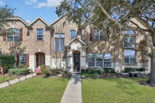 9222 Sunlight Oak Ln in Houston, TX - Building Photo