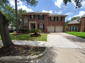1631 Almond Brook Ln in Houston, TX - Foto de edificio - Building Photo