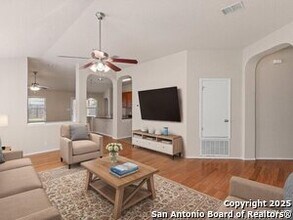 7319 Tranquillo Way in San Antonio, TX - Building Photo - Building Photo