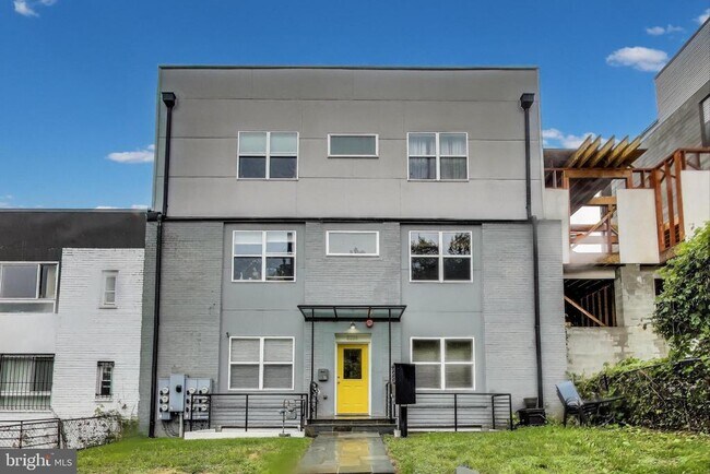 property at 2221 M St NE