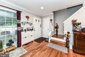1776 Rochelle Ct in Woodbridge, VA - Building Photo - Building Photo