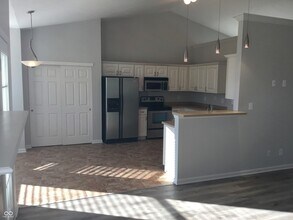 1325 River Ridge Dr in Brownsburg, IN - Building Photo - Building Photo