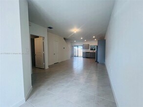 413 NE 1st Ave in Florida City, FL - Building Photo - Building Photo