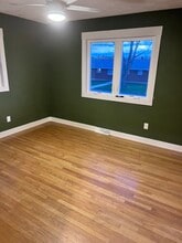 1694 Earl Dr in Dubuque, IA - Building Photo - Building Photo