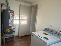 743 Yorkshire St photo'