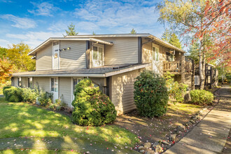 Audubon Square in Beaverton, OR - Building Photo - Primary Photo