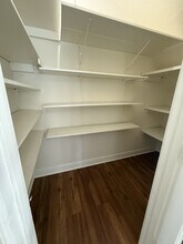 2949 Raymond Ave, Unit Sonia's Place II in Los Angeles, CA - Building Photo - Building Photo