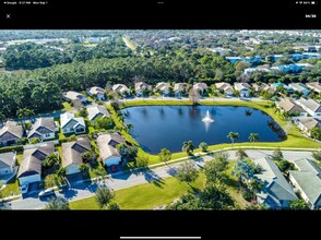 253 SW Coconut Key Way in Port St. Lucie, FL - Building Photo - Building Photo