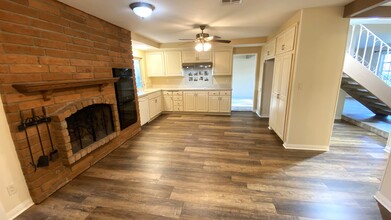 17505 Kensington Cir in Cerritos, CA - Building Photo - Building Photo